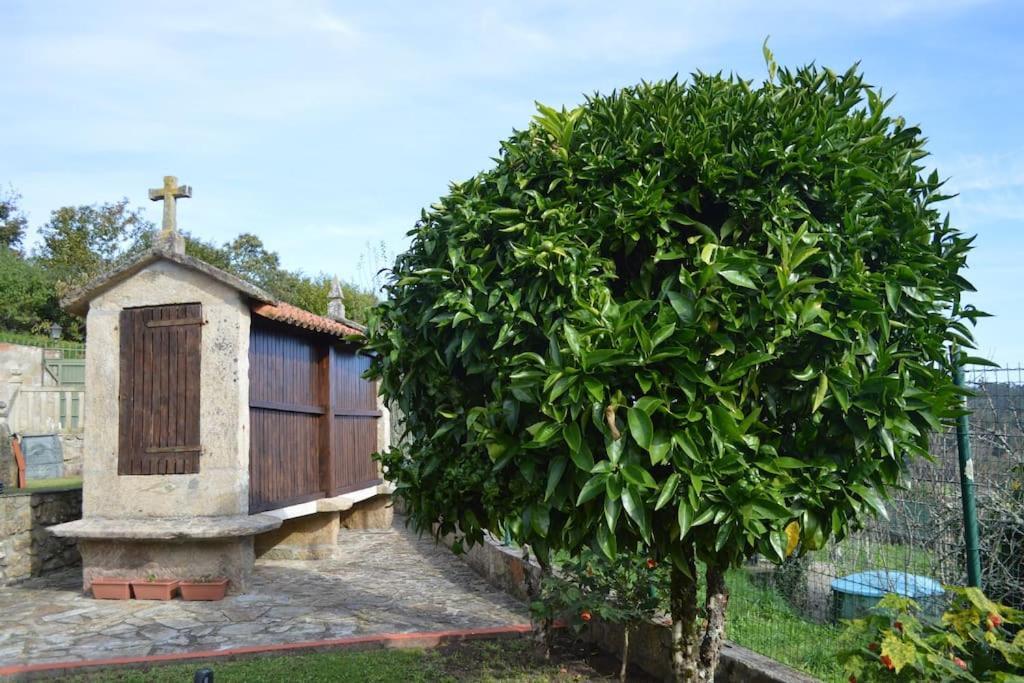 Casa Isaac - Casa Turismo Rural Con Piscina Cerca De Santiago De Compostela Villa Ames Exterior photo